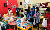 Twinkle Stars AMI Montessori Panadura, Montessori Sri Lanka, Nursery Pre school Panadura Sri Lanka, CSR Projects, Donation to Maharagama Apeksha Hospital