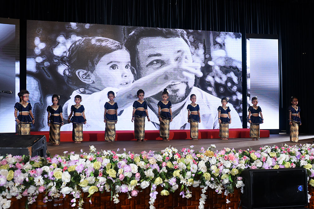 Twinkle Stars AMI Montessori Panadura, Montessori Sri Lanka, Nursery Pre school Panadura Sri Lanka, Graduation in Montessori, nursery and Kindergarten activities, A.M.I. montessori in sri lanka, Early Learning and child care centre