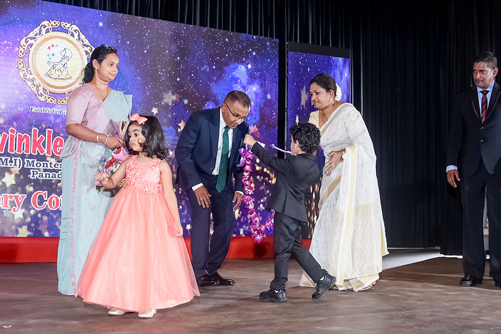 Twinkle Stars AMI Montessori Panadura, Montessori Sri Lanka, Nursery Pre school Panadura Sri Lanka, Graduation in Montessori, nursery and Kindergarten activities, A.M.I. montessori in sri lanka, Early Learning and child care centre