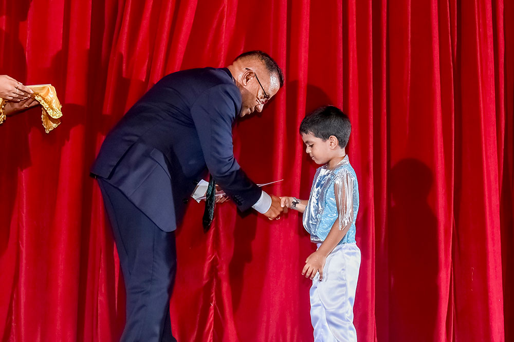 Twinkle Stars AMI Montessori Panadura, Montessori Sri Lanka, Nursery Pre school Panadura Sri Lanka, Graduation in Montessori, nursery and Kindergarten activities, A.M.I. montessori in sri lanka, Early Learning and child care centre