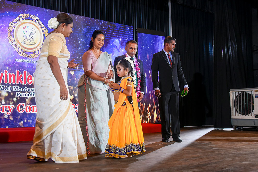 Twinkle Stars AMI Montessori Panadura, Montessori Sri Lanka, Nursery Pre school Panadura Sri Lanka, Graduation in Montessori, nursery and Kindergarten activities, A.M.I. montessori in sri lanka, Early Learning and child care centre