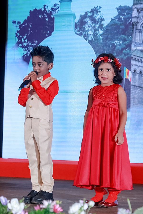 Twinkle Stars AMI Montessori Panadura, Montessori Sri Lanka, Nursery Pre school Panadura Sri Lanka, Graduation in Montessori, nursery and Kindergarten activities, A.M.I. montessori in sri lanka, Early Learning and child care centre