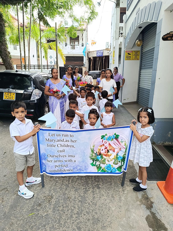 Twinkle Stars AMI Montessori Panadura, Montessori Sri Lanka, Nursery Pre school Panadura Sri Lanka, Feast in Montessori, nursery and Kindergarten activities, A.M.I. montessori in sri lanka, Early Learning and child care centre