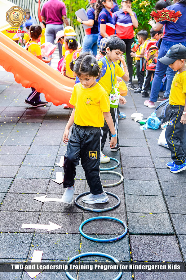 Twinkle Stars AMI Montessori Panadura, Montessori Sri Lanka, Nursery Pre school Panadura Sri Lanka, Leadership Training Progamme in Montessori, nursery and Kindergarten activities, A.M.I. montessori in sri lanka, Early Learning and child care centre