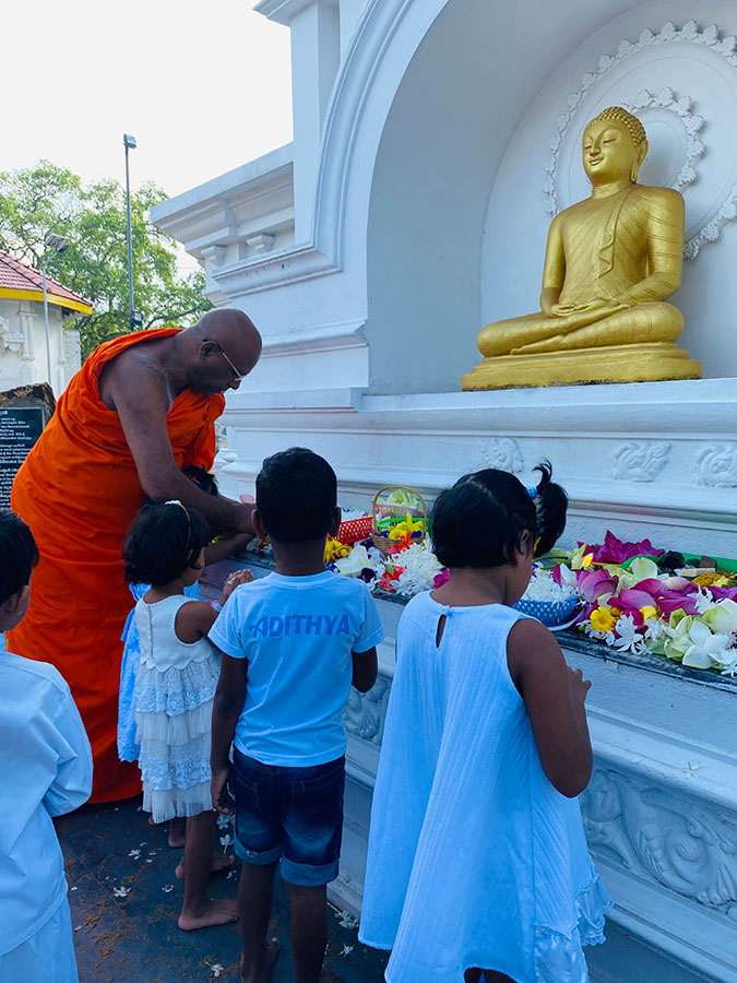 Twinkle Stars AMI Montessori Panadura, Montessori Sri Lanka, Nursery Pre school Panadura Sri Lanka, Poson festival celebration in Montessori, nursery and Kindergarten activities, A.M.I. montessori in sri lanka, Early Learning and child care centre