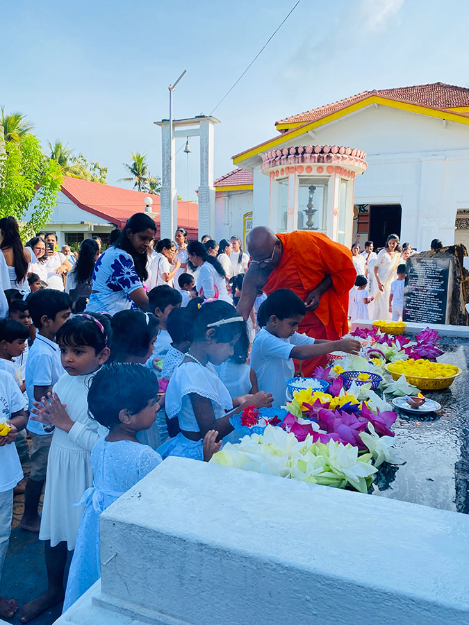 Twinkle Stars AMI Montessori Panadura, Montessori Sri Lanka, Nursery Pre school Panadura Sri Lanka, Poson festival celebration in Montessori, nursery and Kindergarten activities, A.M.I. montessori in sri lanka, Early Learning and child care centre