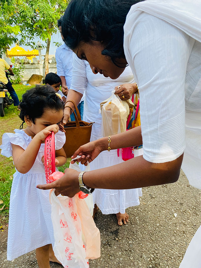 Twinkle Stars AMI Montessori Panadura, Montessori Sri Lanka, Nursery Pre school Panadura Sri Lanka, Poson festival celebration in Montessori, nursery and Kindergarten activities, A.M.I. montessori in sri lanka, Early Learning and child care centre