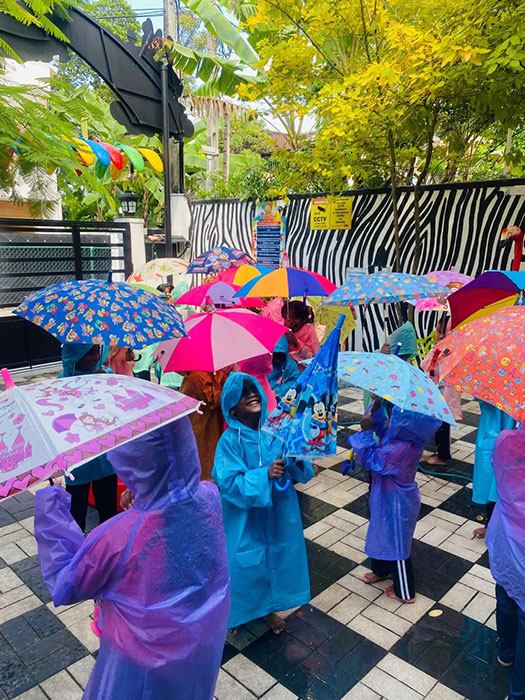 Twinkle Stars AMI Montessori Panadura, Montessori Sri Lanka, Nursery Pre school Panadura Sri Lanka, Rainy in Montessori, nursery and Kindergarten activities, A.M.I. montessori in sri lanka, Early Learning and child care centre