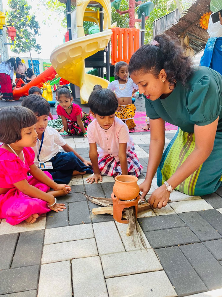 Twinkle Stars AMI Montessori Panadura, Montessori Sri Lanka, Nursery Pre school Panadura Sri Lanka, Sinhala & Tamil Avurudu festival in Montessori, nursery and Kindergarten activities, A.M.I. montessori in sri lanka, Early Learning and child care centre