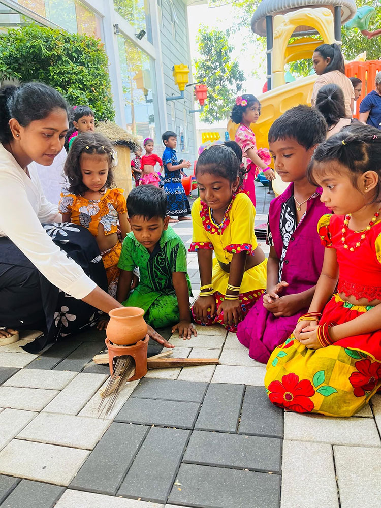 Twinkle Stars AMI Montessori Panadura, Montessori Sri Lanka, Nursery Pre school Panadura Sri Lanka, Sinhala & Tamil Avurudu festival in Montessori, nursery and Kindergarten activities, A.M.I. montessori in sri lanka, Early Learning and child care centre