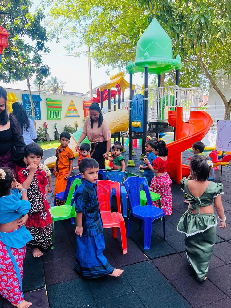 Twinkle Stars AMI Montessori Panadura, Montessori Sri Lanka, Nursery Pre school Panadura Sri Lanka, Sinhala & Tamil Avurudu festival in Montessori, nursery and Kindergarten activities, A.M.I. montessori in sri lanka, Early Learning and child care centre